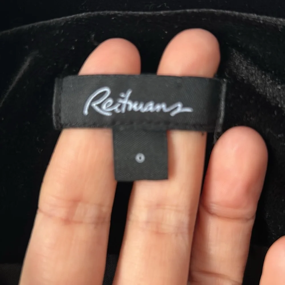 Reitmans Velour Blazer - Picture 2 of 3